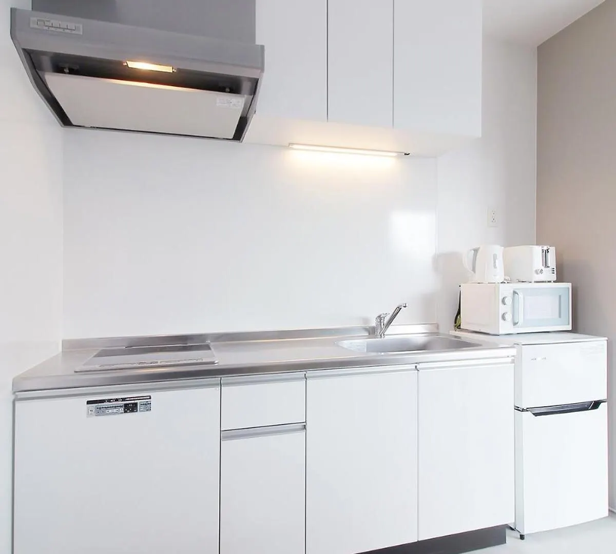 Bhotel Heiwaodori 302 - Huge Apt In Famous Hiroshima Dori For 6P